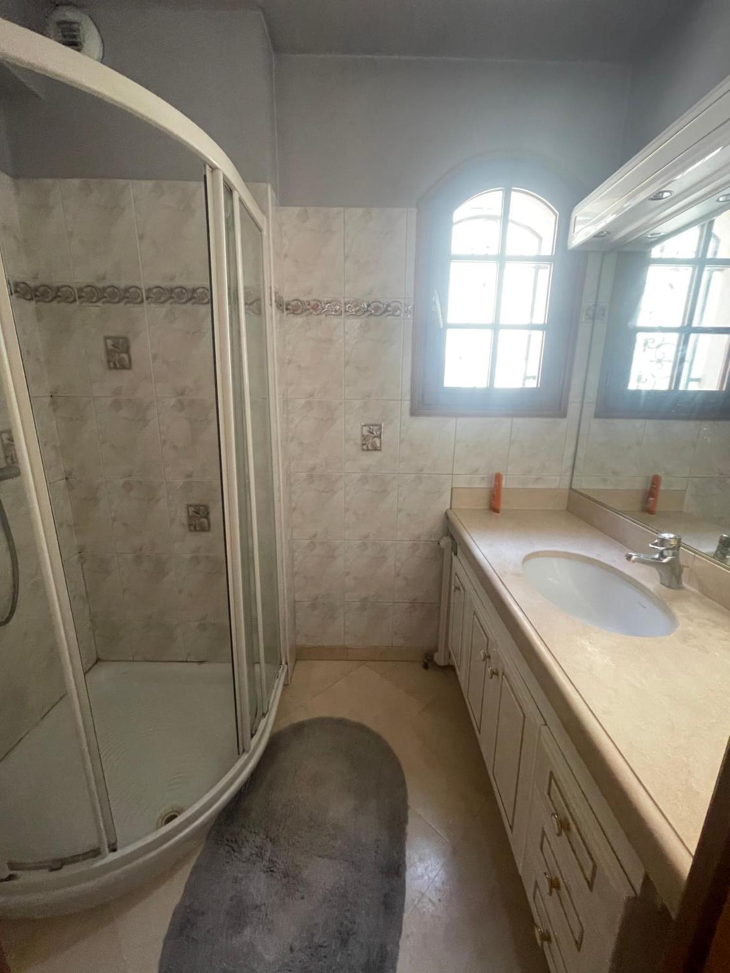 Maison 250m2 4chambre Villa *